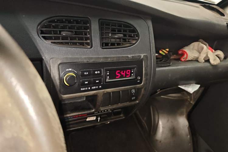 Used Dongfeng Xiaokang K17 2009 1.0L Base Version AF10-06 Audio And AC Panel