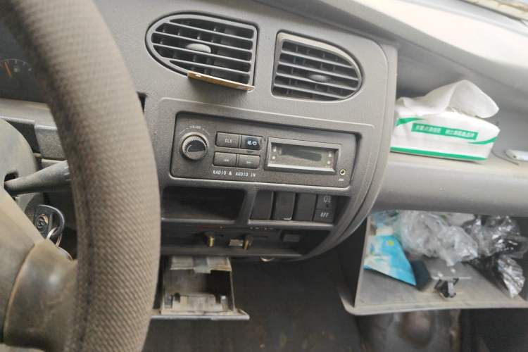 Used Dongfeng Xiaokang K17 2009 1.0L Base Version AF10-06 Audio And AC Panel