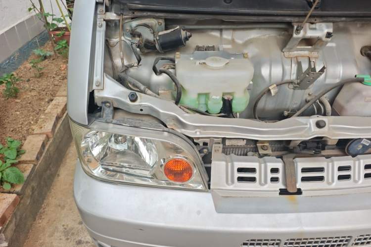 Used Dongfeng Xiaokang K17 2009 1.0L Base Version AF10-06 Engine Bay Right