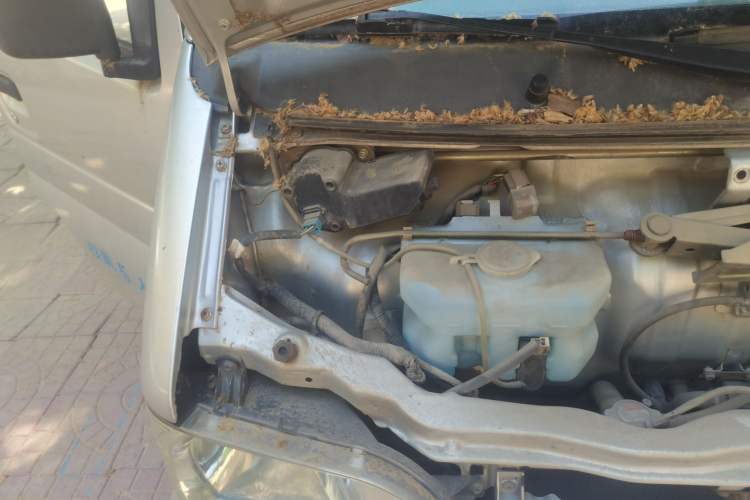 Used Dongfeng Xiaokang K17  Engine Bay Right