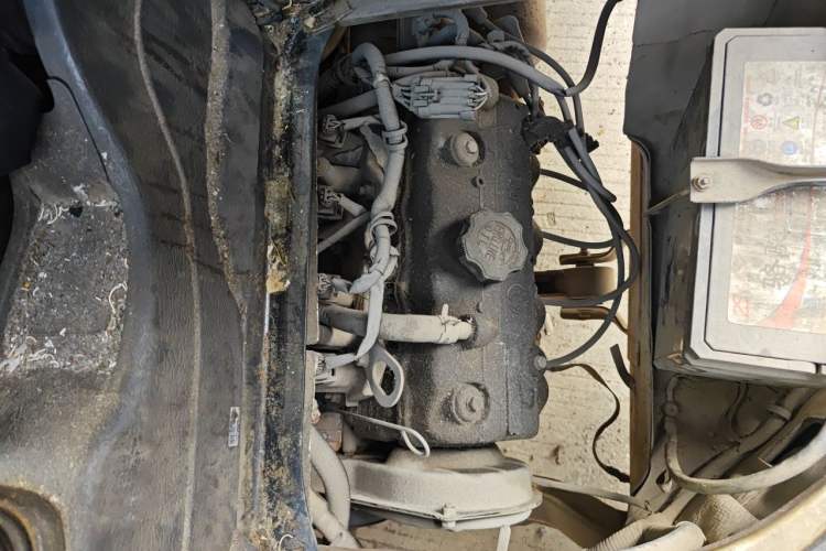 Used Dongfeng Xiaokang K17 2009 1.0L Base Version AF10-06 Engine Bay Right