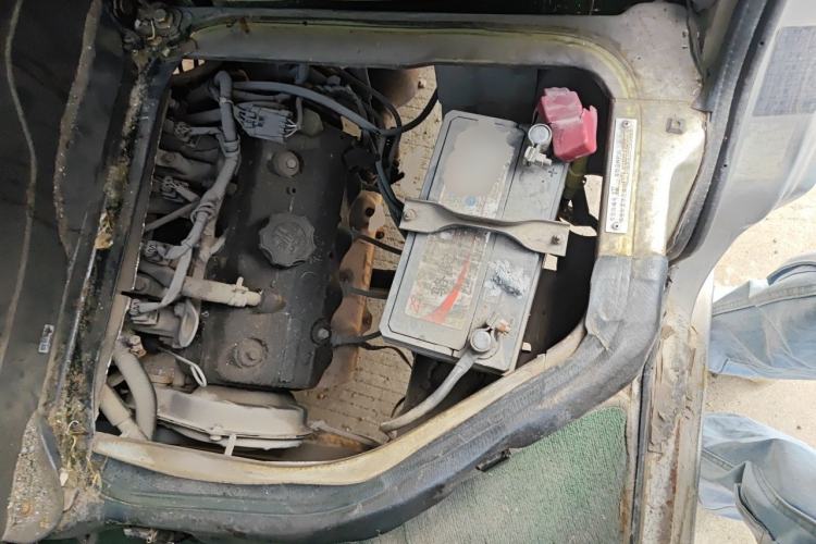 Used Dongfeng Xiaokang K17 2009 1.0L Base Version AF10-06 Engine Bay