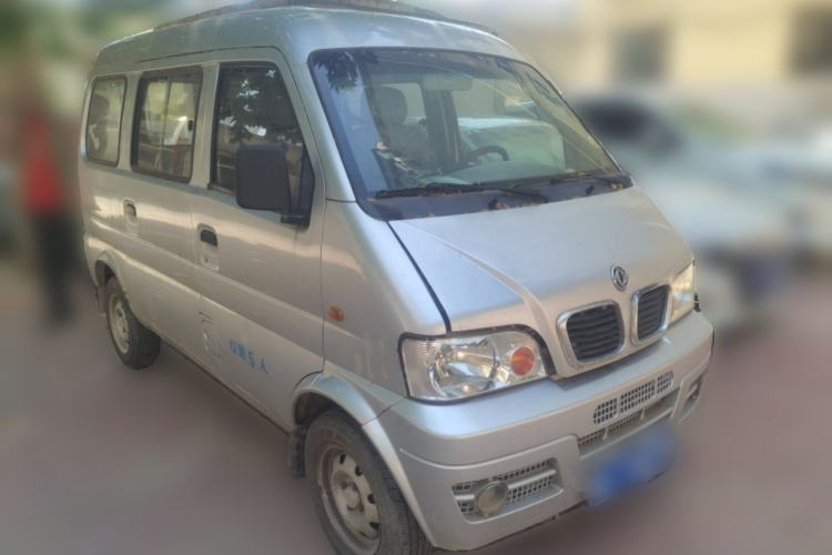 Used Dongfeng Xiaokang K17  Front Right 45 Deg