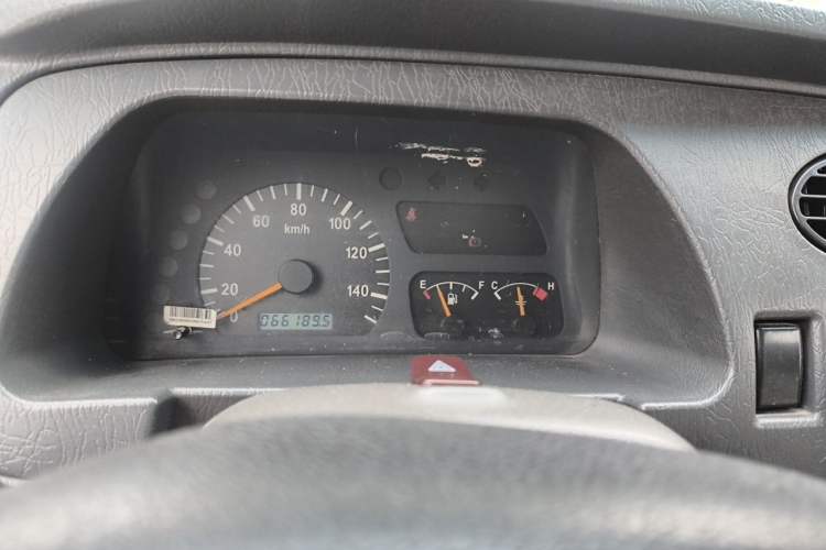 Used Dongfeng Xiaokang K17 2009 1.0L Base Version AF10-06 Instrument Cluster