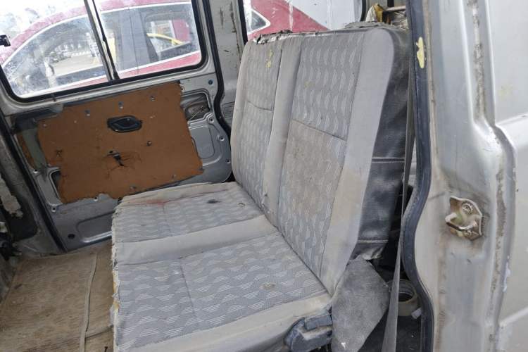 Used Dongfeng Xiaokang K17 2009 1.0L Base Version AF10-06 Left Rear Seat