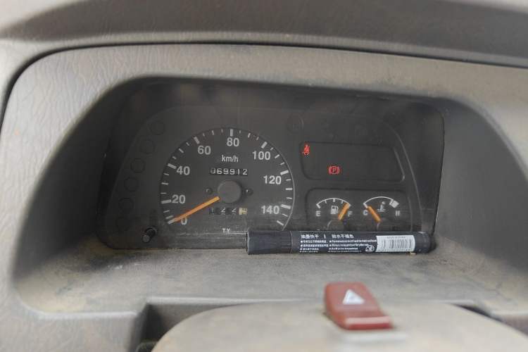 Used Dongfeng Xiaokang K17 2009 1.0L Standard Edition AF10-06 Odometer Close Up