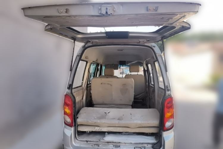 Used Dongfeng Xiaokang K17 2009 1.0L Base Version AF10-06 Trunk