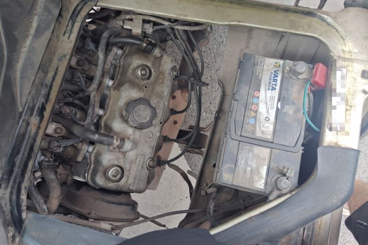 Used Dongfeng Xiaokang K17 2009 1.0L Base Version AF10-06 Engine Bay Left