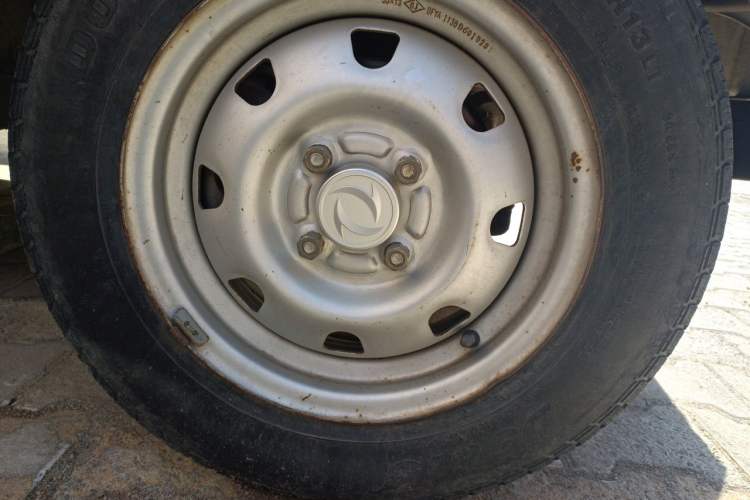 Used Dongfeng Xiaokang K17 2009 1.0L Base Version AF10-06 Right Front Wheel Hub