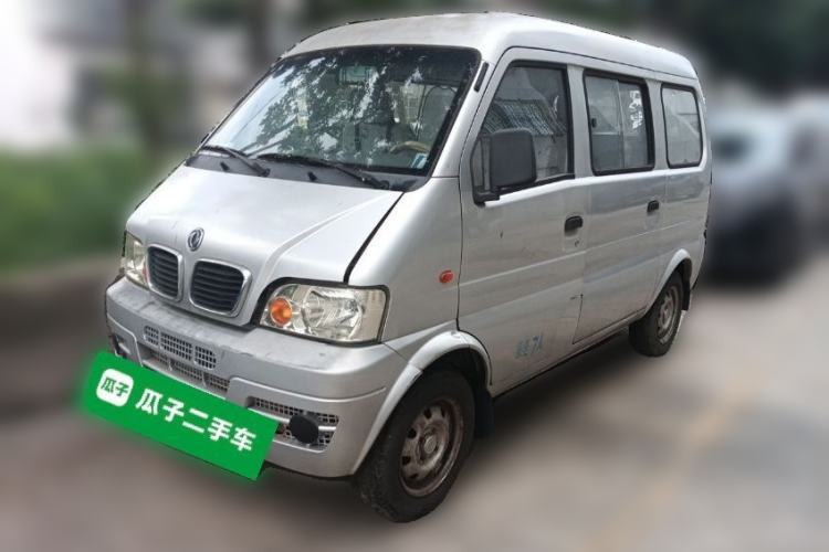 Dongfeng Xiaokang K17 2014 Dongfeng Sokon K17, manual transmission, 1.0-liter engine, 7 seats, AF10-12 с пробегом Guazi used car, China used car export, Used car for sale, Used cars, Cheapest cars for sale