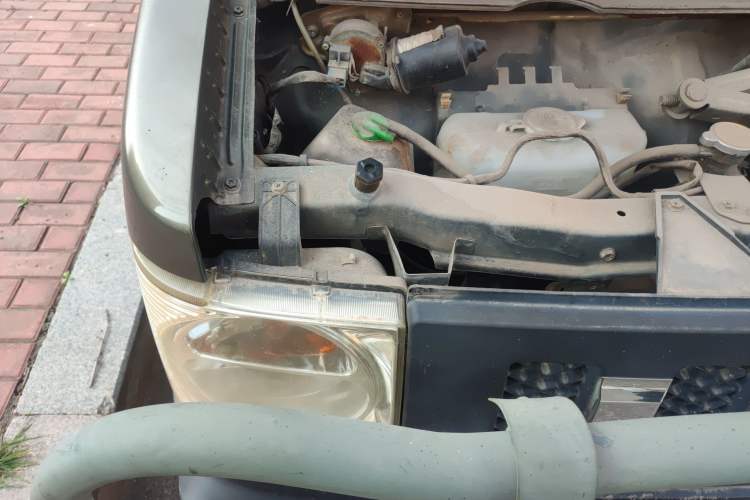 Used Dongfeng Xiaokang V07S 2011 1.0L Base Version AF10-06 Engine Bay Right