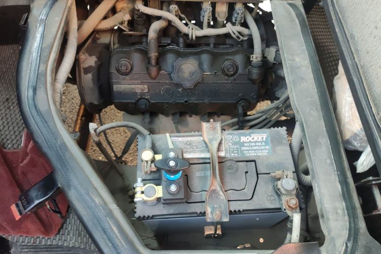 Used Dongfeng Xiaokang V07S 2011 1.0L Base Version AF10-06 Engine Bay