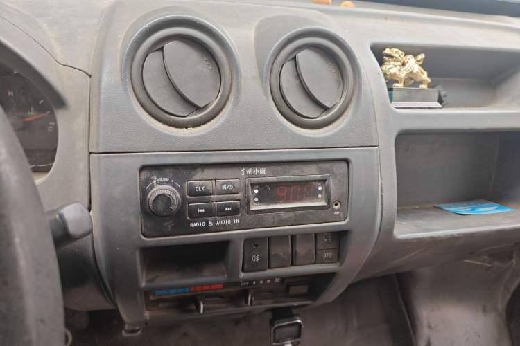 Used Dongfeng Xiaokang V07S 2011 1.0L Base Version AF10-12 Audio And AC Panel