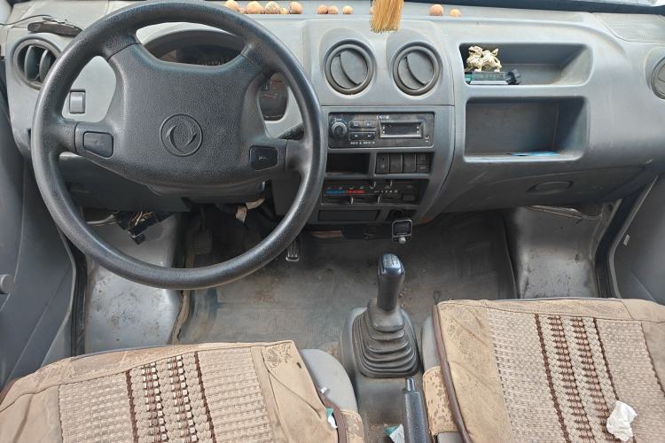 Used Dongfeng Xiaokang V07S 2011 1.0L Base Version AF10-12 Center Console