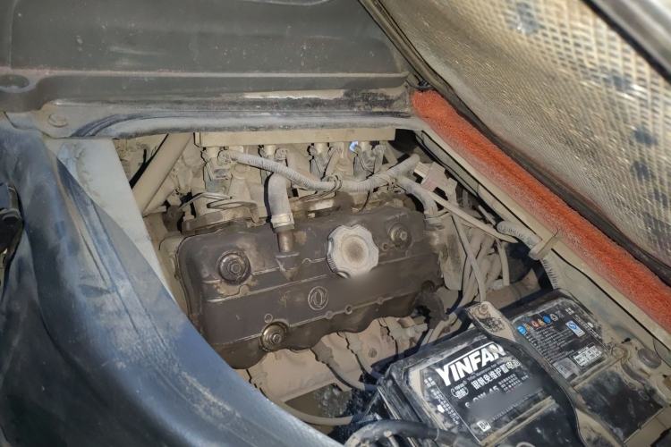 Used Dongfeng Xiaokang V07S 2011 1.0L Base Version AF10-06 Engine Bay