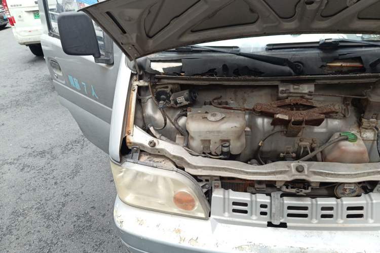 Used Dongfeng Xiaokang V07S 2011 1.0L Base Version AF10-06 Engine Bay Right