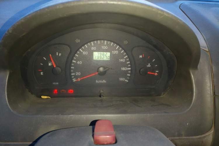 Used Dongfeng Xiaokang V07S 2011 1.0L Base Version AF10-06 Instrument Cluster