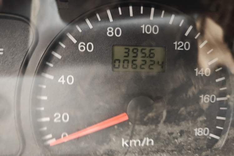 Used Dongfeng Xiaokang V07S 2011 1.0L Base Version AF10-12 Odometer Close Up