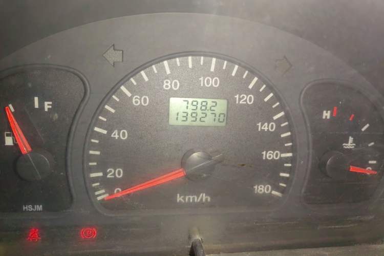 Used Dongfeng Xiaokang V07S 2011 1.0L Base Version AF10-06 Odometer Close Up