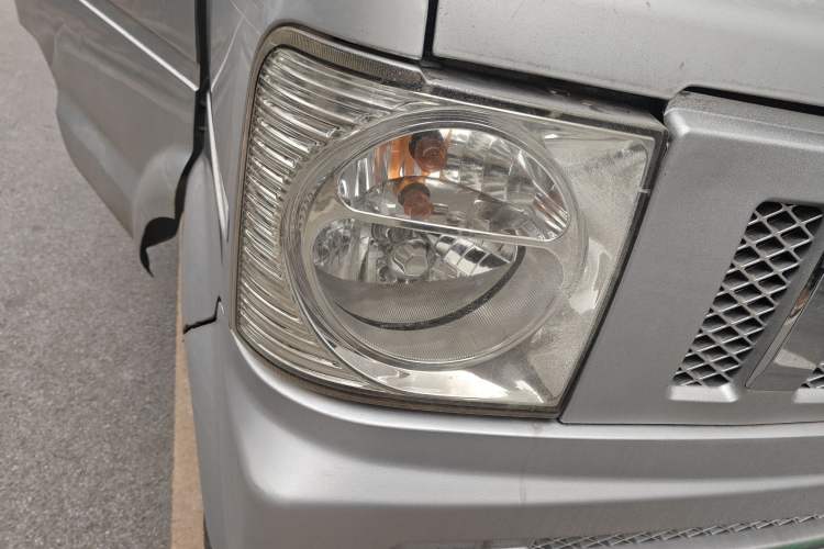 Used Dongfeng Xiaokang V07S 2011 1.0L Base Version AF10-12 Right Front Headlight