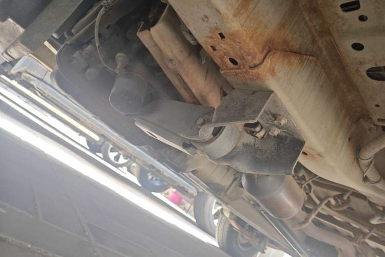 Used Dongfeng Xiaokang V07S 2011 1.0L Base Version AF10-06 Chassis Front Left