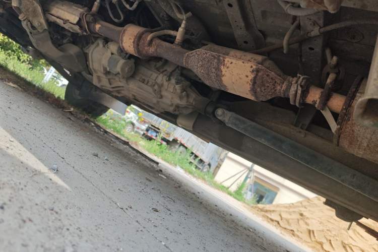 Used Dongfeng Xiaokang V27  Chassis Rear Left