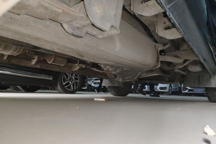 Used Dongfeng Xiaokang V27 2011 1.3L Base Version BG13-20 Chassis Rear Right
