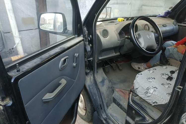 Used Dongfeng Xiaokang V27 2011 1.3L Base Version BG13-20 Driver Seat