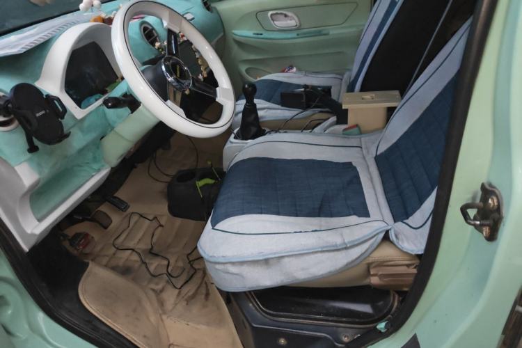 Used Dongfeng Xiaokang V27 2011 1.3L Base Version BG13-20 Left Front Seat