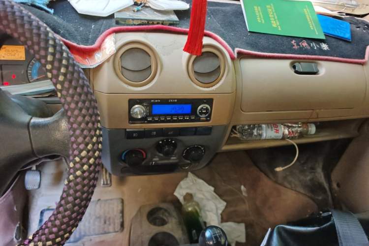 Used Dongfeng Xiaokang V27 2011 1.3L Standard Version BG13-20 Audio And AC Panel