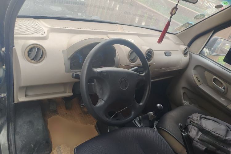 Used Dongfeng Xiaokang V27 2011 1.3L Standard Version BG13-20 Center Console