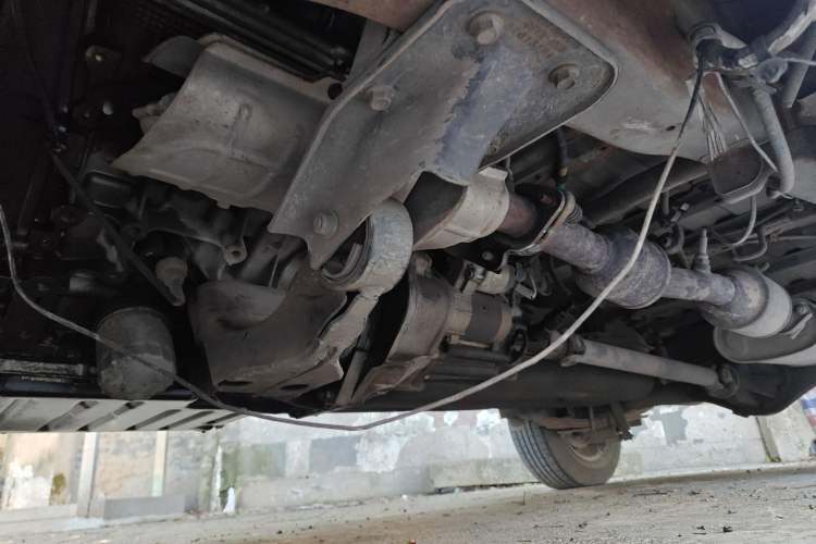 Used Dongfeng Xiaokang V27 2011 1.3L Standard Version BG13-20 Chassis Front Left