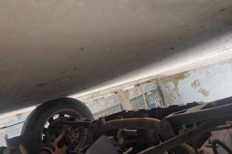 Used Dongfeng Xiaokang V27 2011 1.3L Standard Version BG13-20 Chassis Front Left