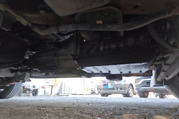 Used Dongfeng Xiaokang V27 2011 1.3L Standard Version BG13-20 Chassis Front Right