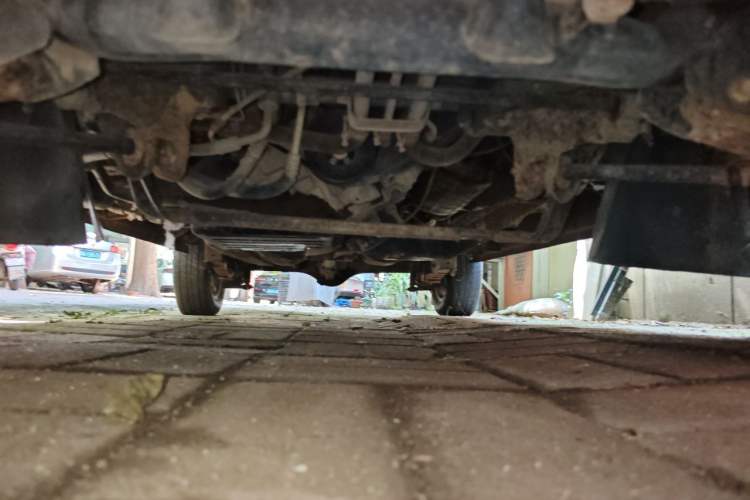 Used Dongfeng Xiaokang V27 2011 1.3L Standard Version BG13-20 Chassis Front