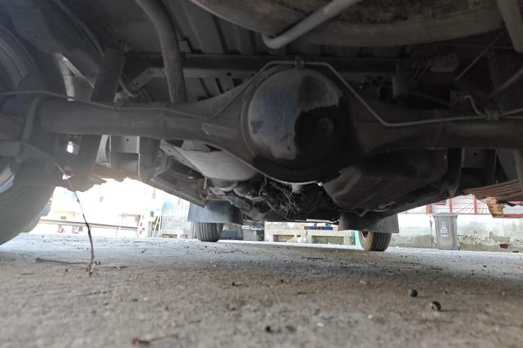 Used Dongfeng Xiaokang V27 2011 1.3L Standard Version BG13-20 Chassis Rear