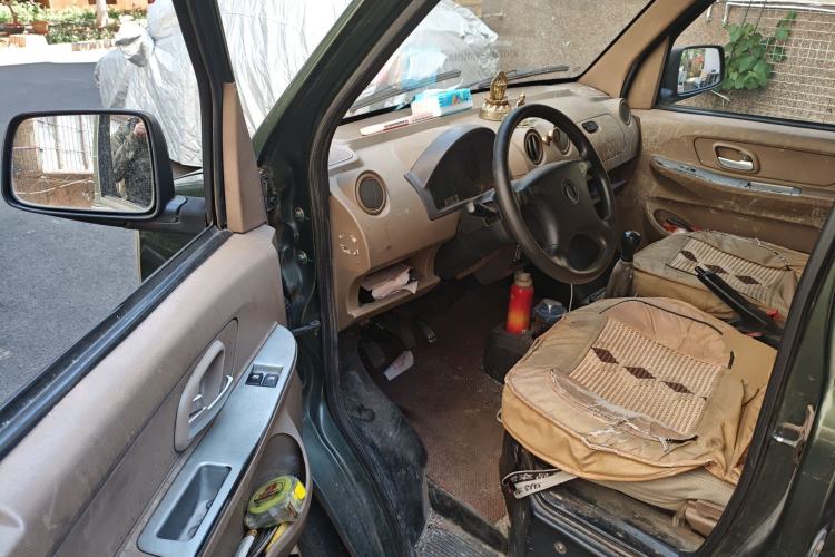 Used Dongfeng Xiaokang V27 2011 1.3L Standard Version BG13-20 Driver Seat