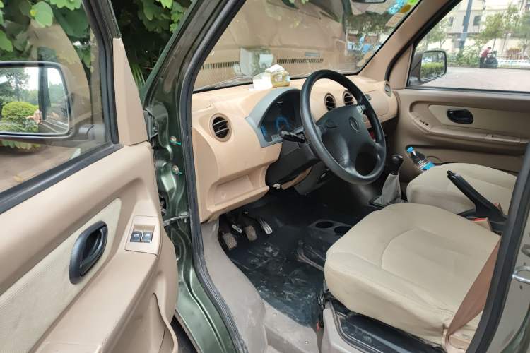 Used Dongfeng Xiaokang V27 2011 1.3L Standard-Plus Extended Version BG13-20 Driver Seat