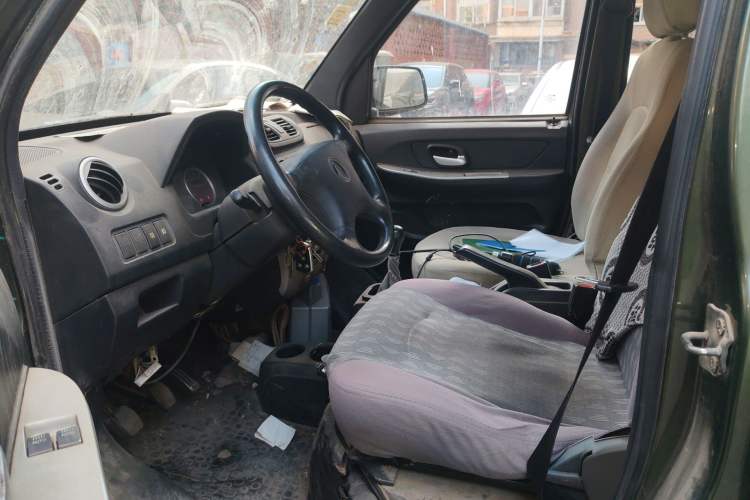 Used Dongfeng Xiaokang V27 2011 1.3L Base Version BG13-20 Driver Seat