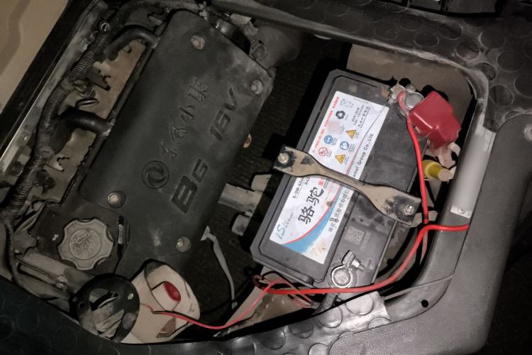 Used Dongfeng Xiaokang V27 2011 1.0L Standard Version BG10-01 Engine Bay Left