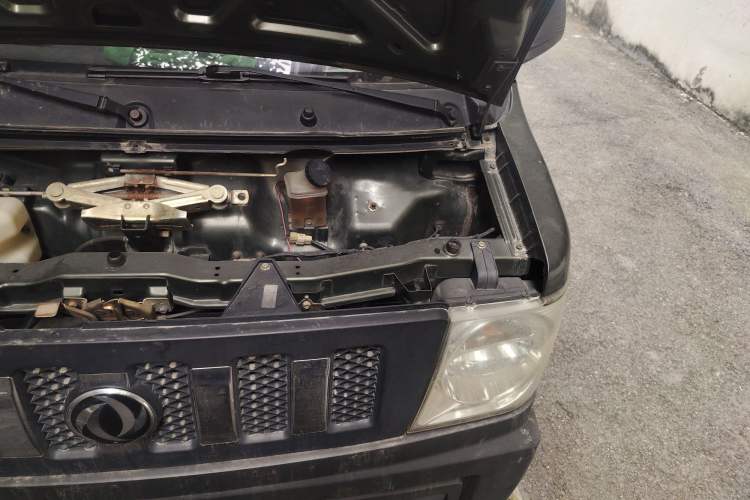 Used Dongfeng Xiaokang V27 2011 1.0L Base Version BG10-01 Engine Bay Left