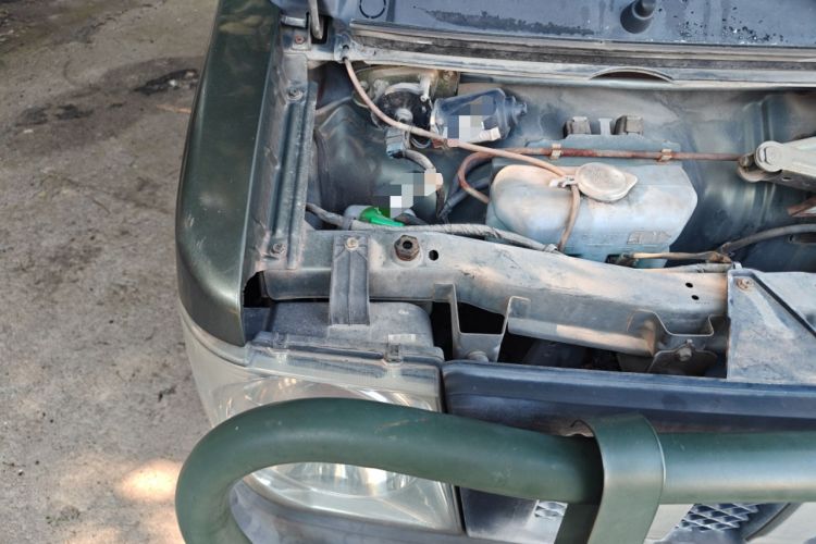 Used Dongfeng Xiaokang V27 2011 1.3L Standard Version BG13-20 Engine Bay Right
