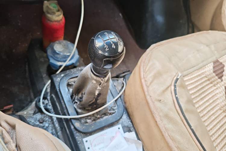 Used Dongfeng Xiaokang V27 2011 1.3L Standard Version BG13-20 Gear Lever