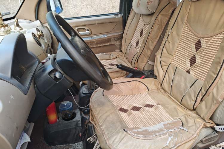 Used Dongfeng Xiaokang V27 2011 1.3L Standard Version BG13-20 Left Front Seat