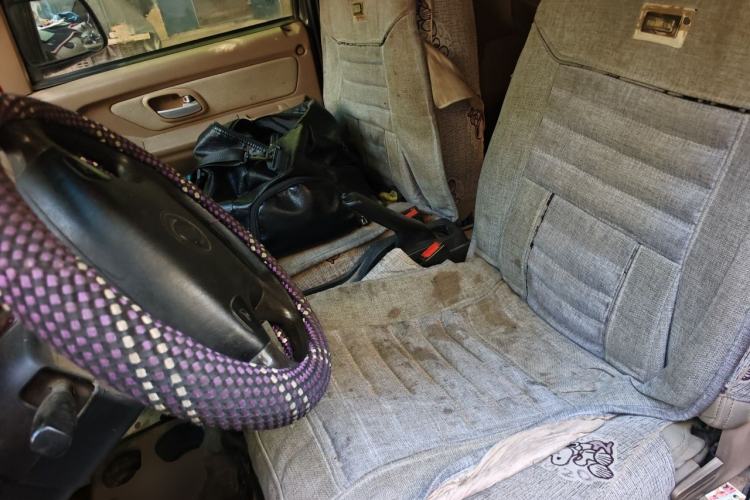 Used Dongfeng Xiaokang V27 2011 1.3L Standard Version BG13-20 Left Front Seat