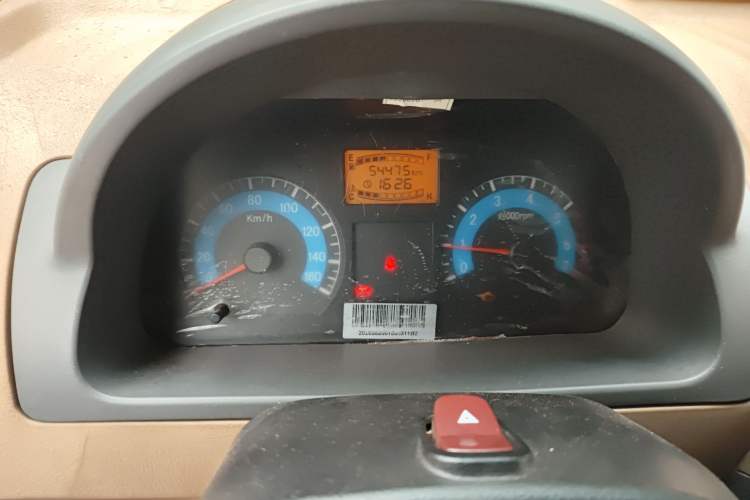 Used Dongfeng Xiaokang V27 2011 1.3L Standard-Plus Extended Version BG13-20 Odometer Close Up