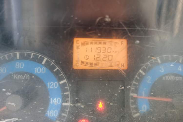 Used Dongfeng Xiaokang V27 2011 1.3L Base Version BG13-20 Odometer Close Up