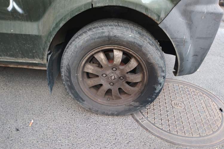 Used Dongfeng Xiaokang V27 2011 1.3L Base Version BG13-20 Right Front Wheel Hub