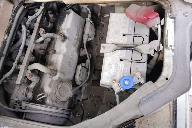 Used Dongfeng Xiaokang V27 2011 1.3L Standard Version BG13-20 Engine Bay Left