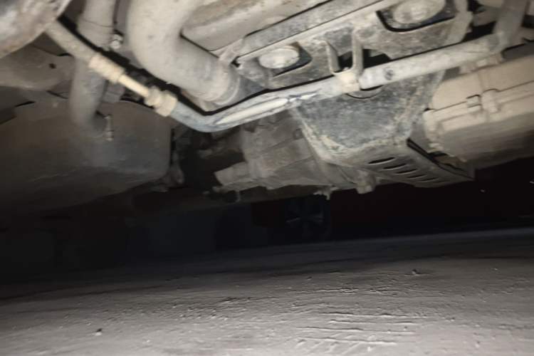 Used Dongfeng Xiaokang V29 2012 1.4L Luxury Version DK13-06 Chassis Front Right
